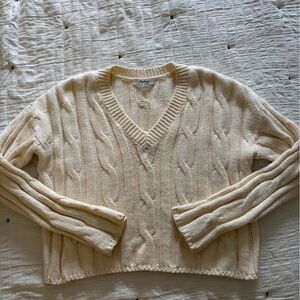 Madewell V-Neck Cable Knit Sweater in Cream